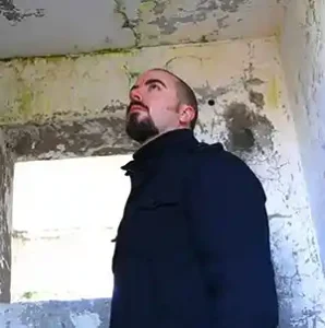 Portrait de l'artiste de BETWEEN VOICES