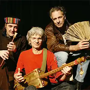 Photo du groupe Hadouk Trio composé de Didier Malherbe, Loy Ehrlich et Steve Shehan