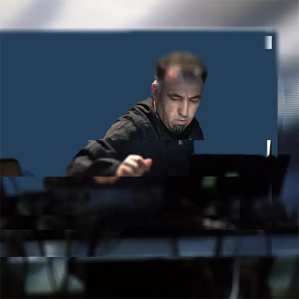 Solénomix Vitor Joaquim. Photo de l'artiste Vitor Joaquim sur scène.