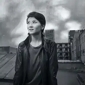 Photo en noir et blanc de l'artiste GALYA BISENGALIEVA