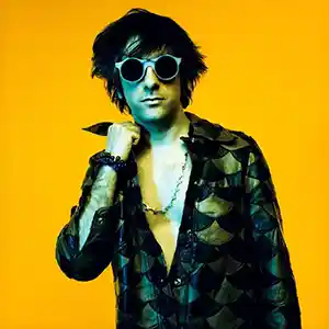 Photo de l'artiste américain Lee Ranaldo, chanteur, guitariste compositeur et producteur américain, cofondateur du groupe de rock indépendant Sonic Youth.