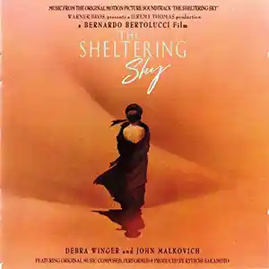 Pochette de la bande originale du film "The Sheltering Sky" par l'orchestre Royal Philharmonic Orchestra