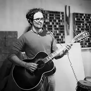 Cristobal-Tapia-de-Veer_ph