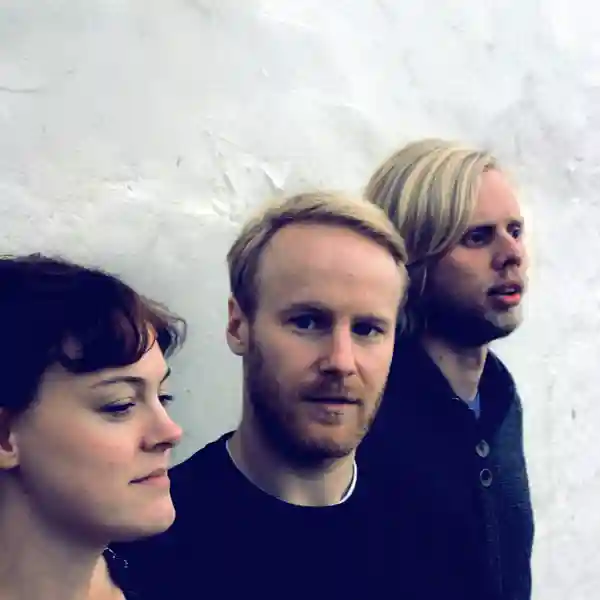 Photo du groupe Building Instrument, le trio norvégien, composé de Mari Kvien Brunvoll, Åsmund Weltzien et Øyvind Hegg-Lunde