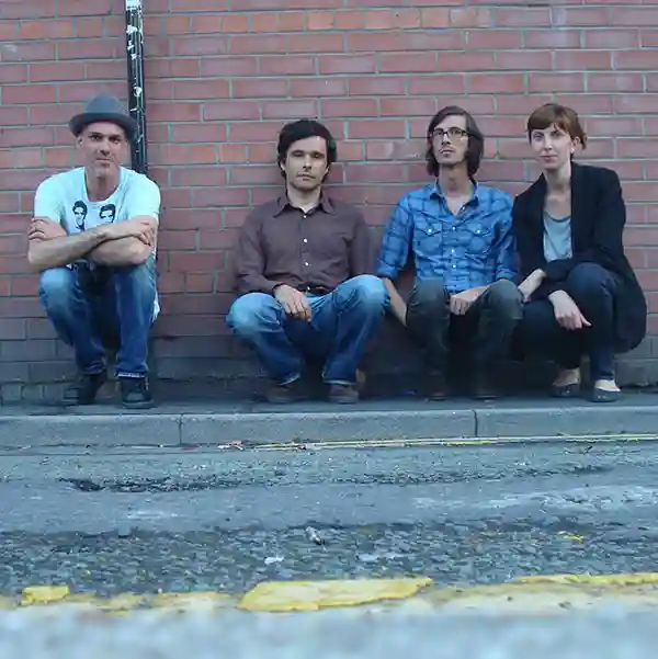 Photo du groupe Astrïd avec Vanina Andréani, Yvan Ros, Cyril Secq et Guillaume Wickel Clarinets, percussions