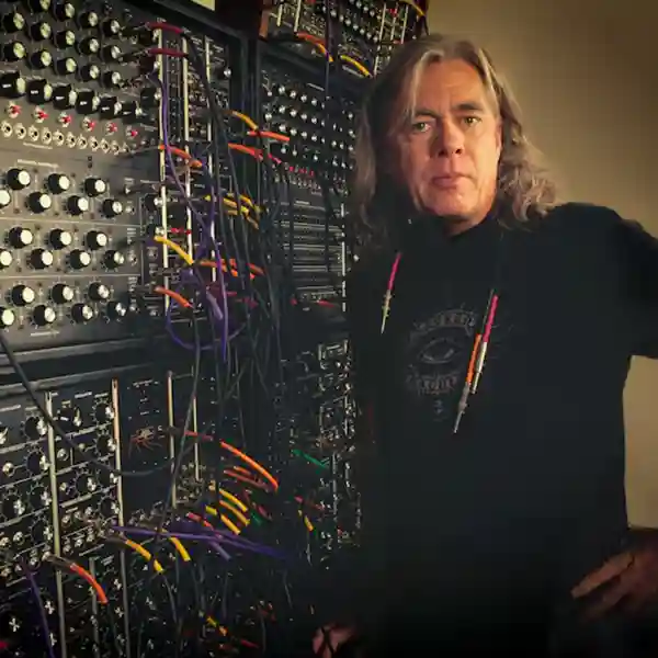 Photo de l'artiste Steve Roach pour illustrer l'émission "Solénoïde - Solénosphère 29"
