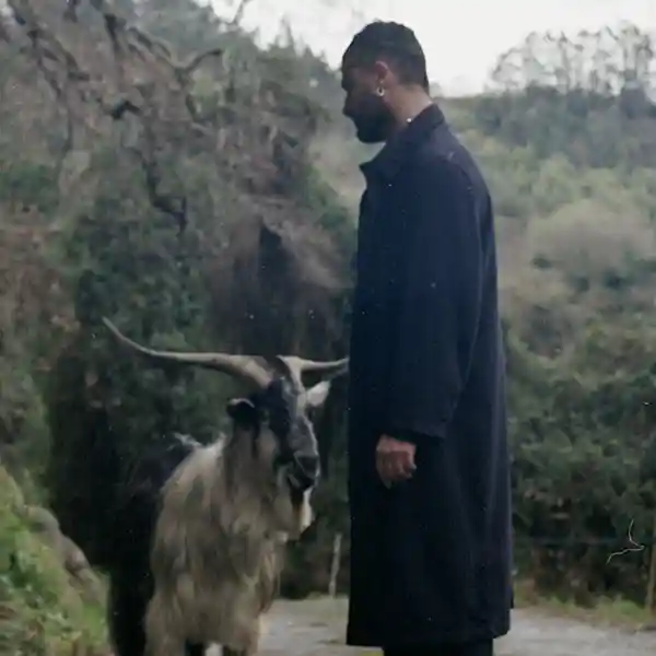 Photo de l'artiste Arvin Dola (aka Daniel Mesa)