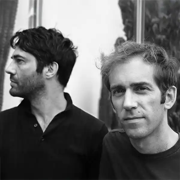 Photo du groupe PLY avec Mathias Delplanque & Guillaume Ollendorff