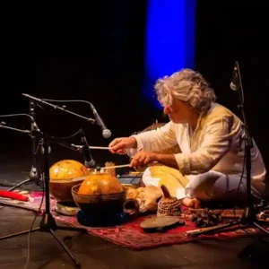 Photo de l'artiste Antonio Testa pour illustrer l'émission "Solénoïde - Mission 242"