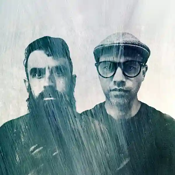 Photo du duo Yearns avec Joel Saunders et Andrew Foley