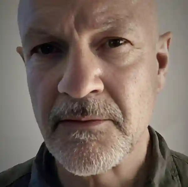 Photo de l'artiste Stephan Thelen