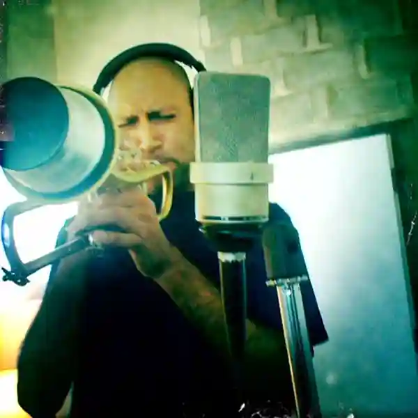 Photo de l'artiste Satish du groupe Indofunk