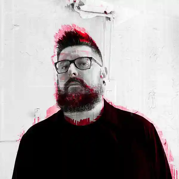 Photo de l'artiste Yann Novak
